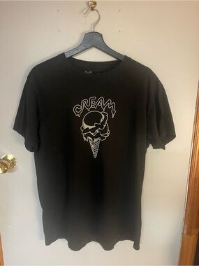 Black Cream Graphic Short Sleeve Men's T-Shirt